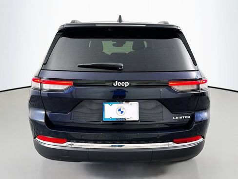 Used 2024 Jeep Grand Cherokee Limited RWD image 6