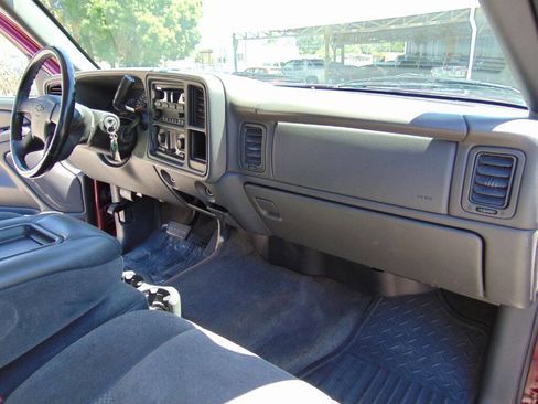 Used 2005 Chevrolet Silverado 1500 LS w/ Light Duty Power Package image 18