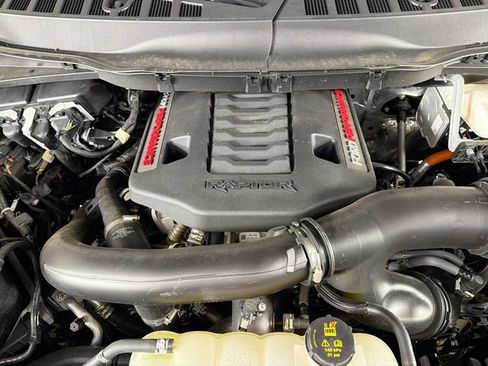 Certified 2025 Ford F150 Raptor AWD/4WD image 37