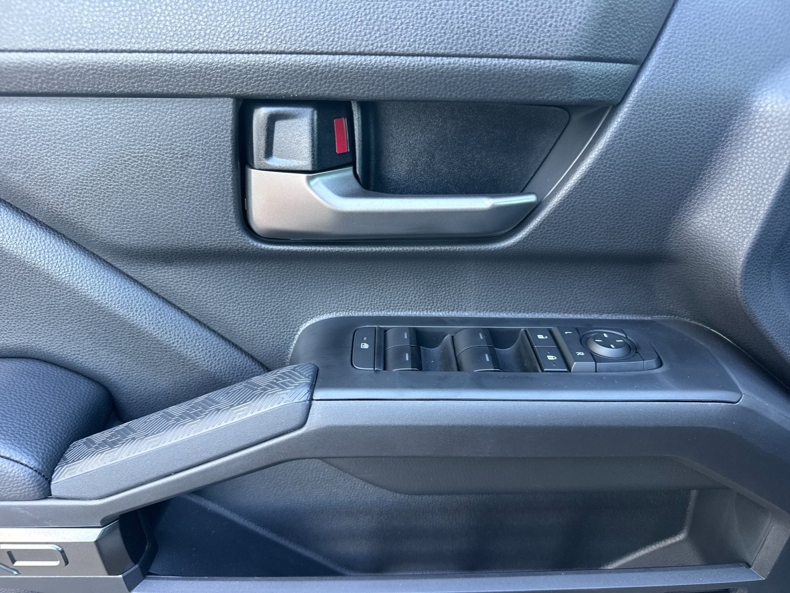 Used 2026 Toyota Tacoma TRD Sport AWD/4WD image 10