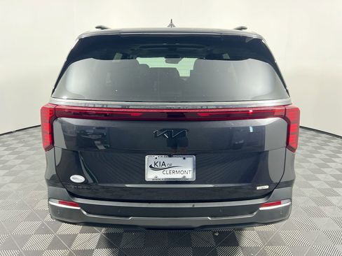 New 2026 Kia Carnival SX FWD image 4