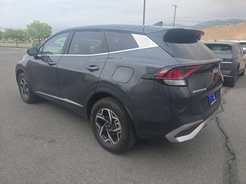 Used 2023 Kia Sportage LX AWD/4WD image 5
