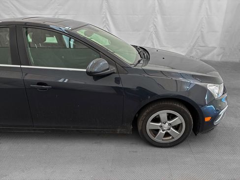 Used 2016 Chevrolet Cruze LT w/ Sun And Sound Package image 7