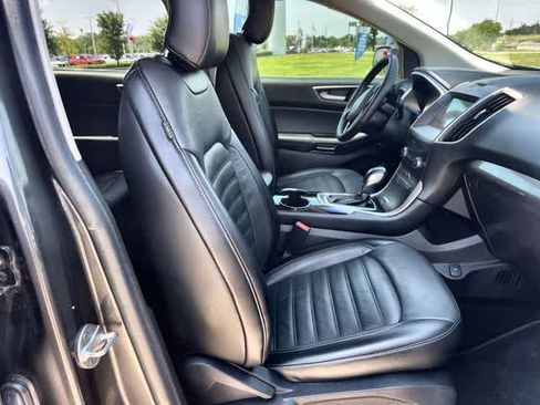 Used 2016 Ford Edge SEL w/ Equipment Group 201A FWD image 12