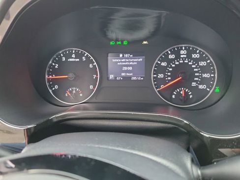 Used 2023 Kia Seltos S w/ Navigation Package image 19