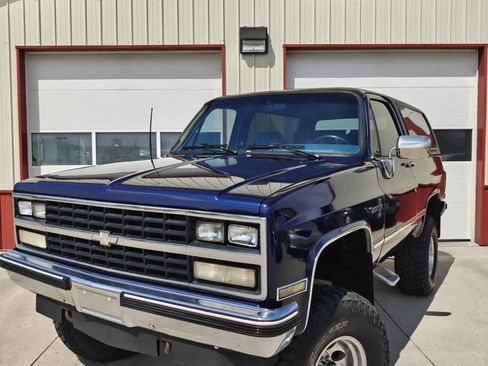 Used 1989 Chevrolet Blazer 4WD image 3