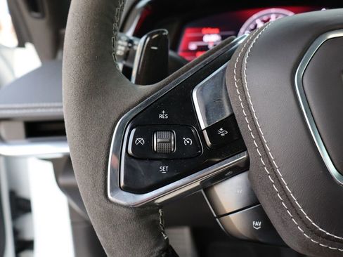 Used 2024 Chevrolet Corvette Z06 image 17