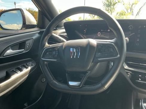 Used 2026 Buick Envista Avenir FWD image 22