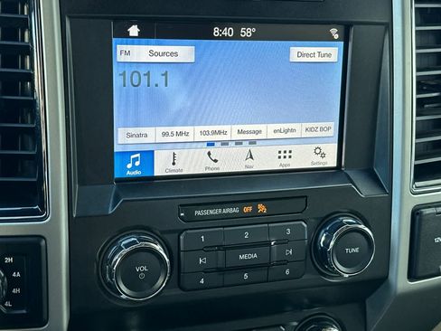 Used 2019 Ford F150 Lariat image 19