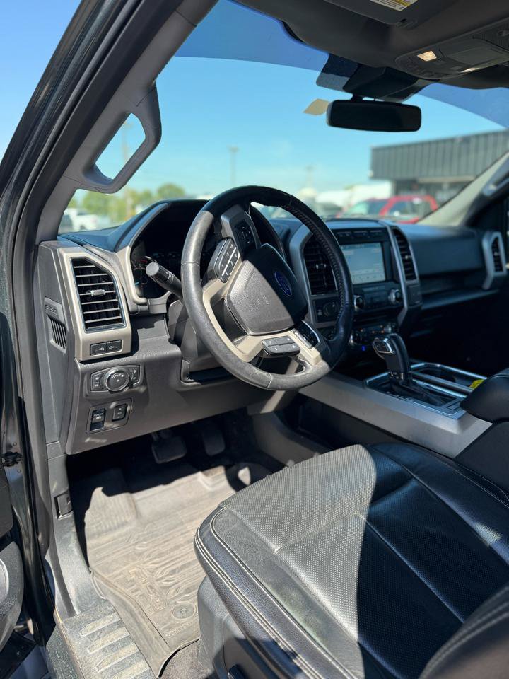 Used 2018 Ford F150 Lariat w/ Equipment Group 502A Luxury AWD/4WD image 6