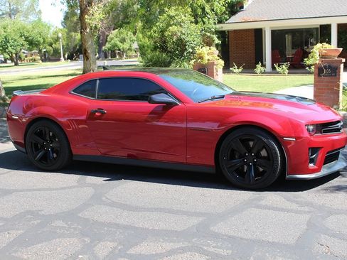 Used 2013 Chevrolet Camaro ZL1 RWD image 45