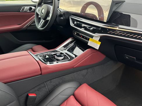 New 2026 BMW X6 M60i image 13