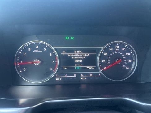 Used 2023 Kia Sorento S w/ Panoramic Sunroof Package image 12