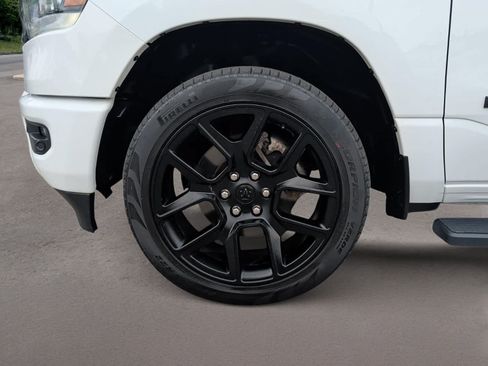 Used 2024 RAM 1500 Laramie AWD/4WD image 11