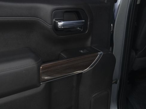 Used 2020 Chevrolet Silverado 1500 LT Trail Boss AWD/4WD image 27