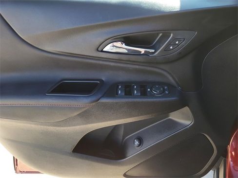 Used 2024 Chevrolet Equinox RS image 17