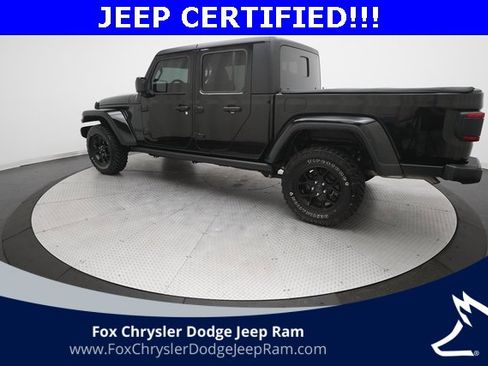 Used 2024 Jeep Gladiator Sport image 12