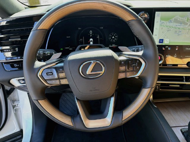 Used 2026 Lexus RX 350h w/ Convenience Package AWD/4WD image 12