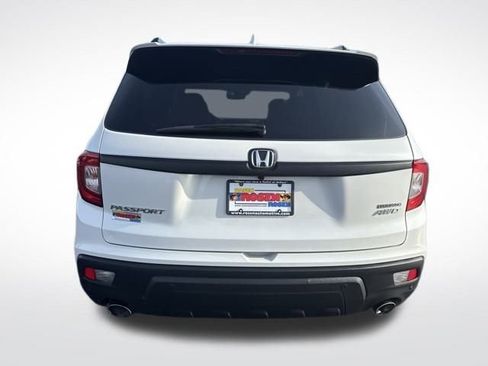 Certified 2021 Honda Passport Touring image 4