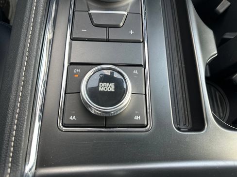 Used 2024 Ford Expedition Max XLT AWD/4WD image 84