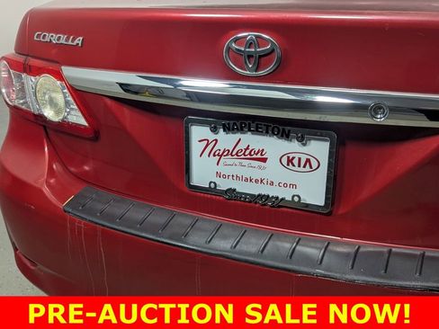 Used 2013 Toyota Corolla LE FWD image 8