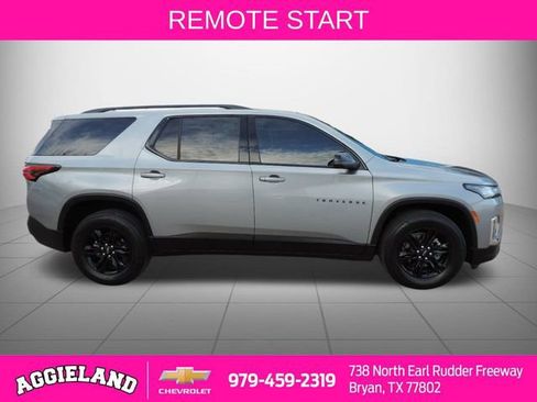 Used 2023 Chevrolet Traverse LS w/ Midnight/Sport Edition image 2