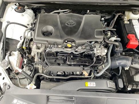 Used 2023 Toyota Camry SE image 18