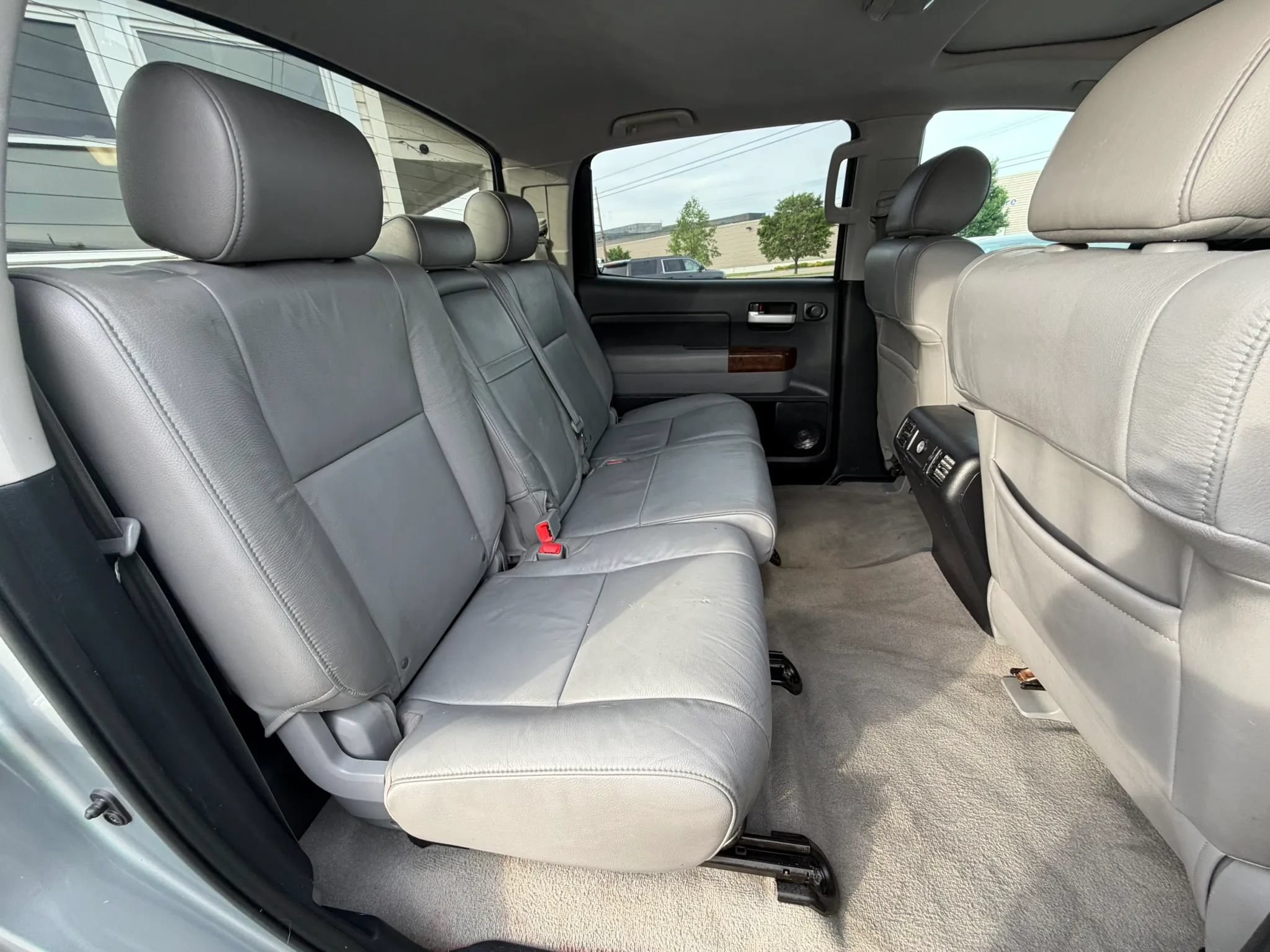Used 2010 Toyota Tundra Limited RWD image 34