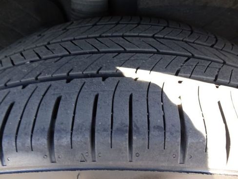 Used 2020 Hyundai Santa Fe Limited image 39