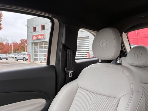 New 2025 FIAT 500 e image 22