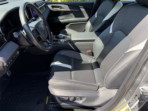 Certified 2025 Toyota Camry SE image 19