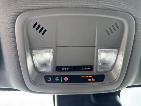 Used 2023 Chevrolet Malibu LT FWD image 22