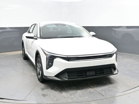 Used 2025 Kia K4 FWD image 4