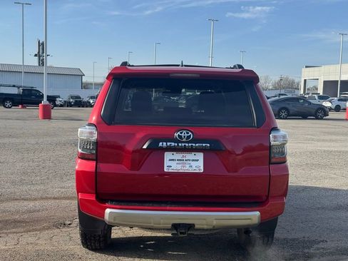 Used 2023 Toyota 4Runner TRD Off-Road Premium AWD/4WD image 5
