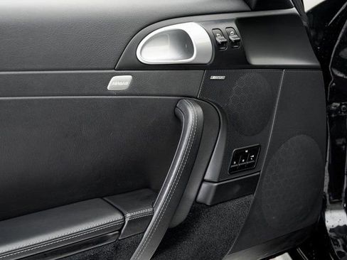 Used 2011 Porsche 911 Carrera S image 8