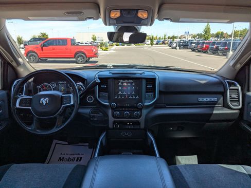 Used 2020 RAM 2500 Big Horn w/ Level 1 Equipment Group AWD/4WD image 27