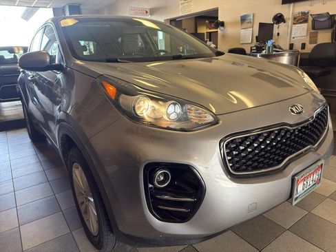 Used 2019 Kia Sportage LX AWD/4WD image 1