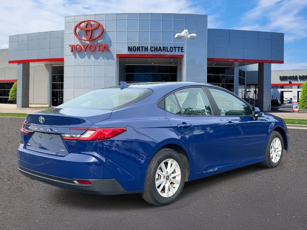 Used 2025 Toyota Camry LE w/ Convenience Package AWD/4WD image 8