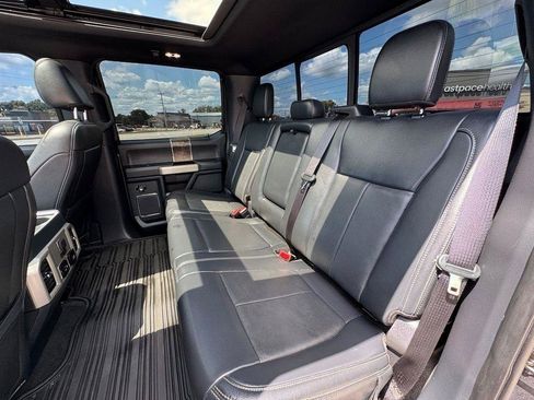 Used 2022 Ford F350 Lariat w/ Black Appearance Package AWD/4WD image 20