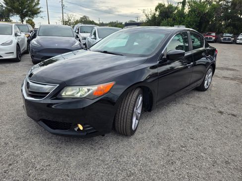 Used 2013 Acura ILX w/ Premium Package FWD image 3