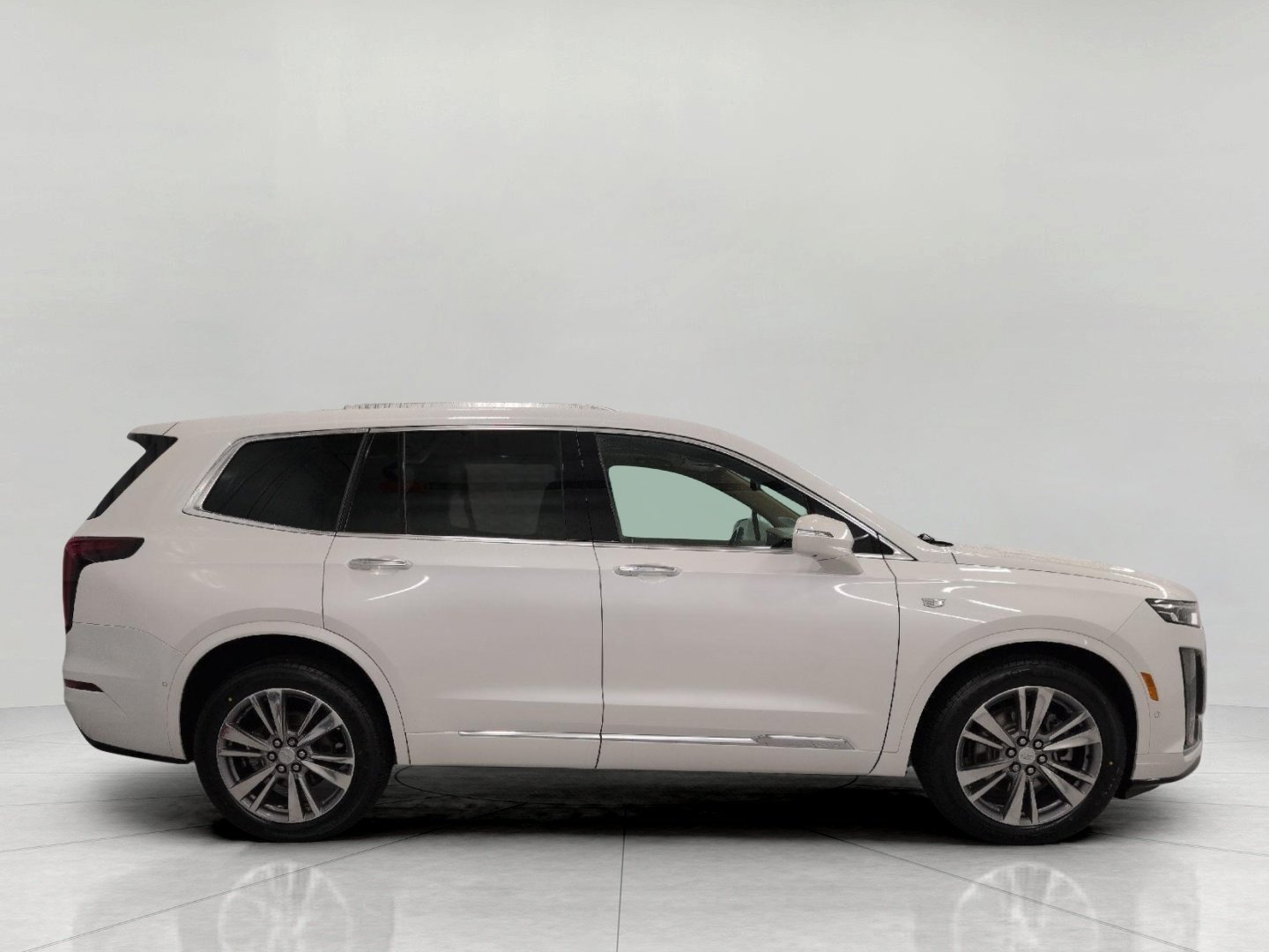 Used 2020 Cadillac XT6 Premium Luxury w/ Platinum Package AWD/4WD image 11