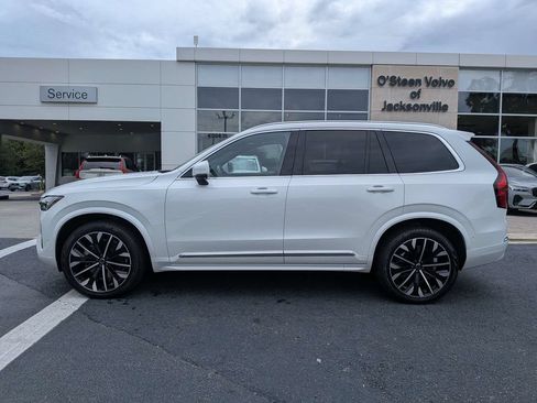Certified 2026 Volvo XC90 B5 Plus w/ Protection Package Premier AWD/4WD image 3