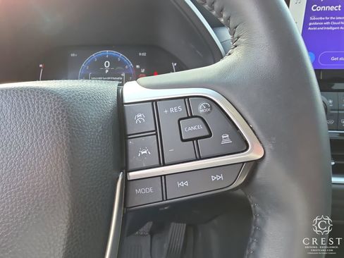 Used 2024 Toyota Grand Highlander XLE image 14