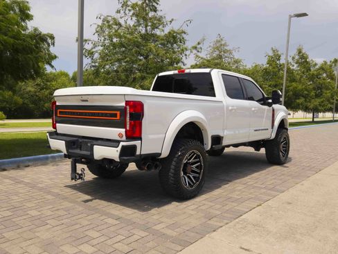 Used 2023 Ford F250 Lariat w/ Lariat Ultimate Package AWD/4WD image 9