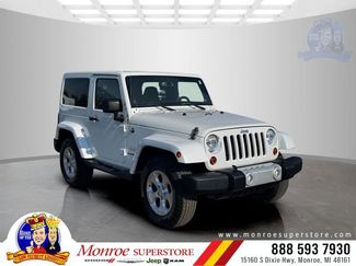 Used 2013 Jeep Wrangler Sahara AWD/4WD video 1