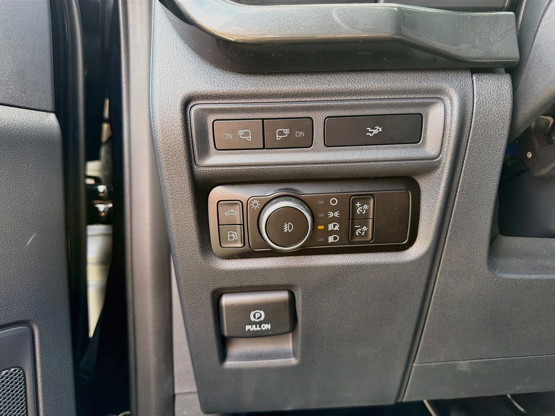 Used 2023 Ford F150 XLT w/ Equipment Group 302A High AWD/4WD image 10