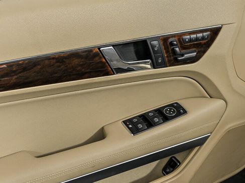 Used 2013 Mercedes-Benz E 350 Cabriolet image 13