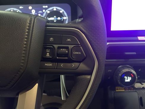 New 2025 Toyota 4Runner Limited image 24