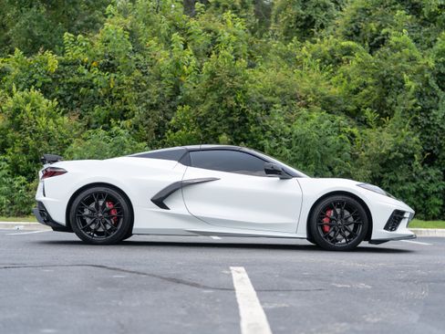 Used 2025 Chevrolet Corvette Stingray Preferred Conv w/ Z51 Performance Package RWD image 5