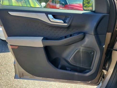 Used 2020 Ford Escape SE AWD/4WD image 36
